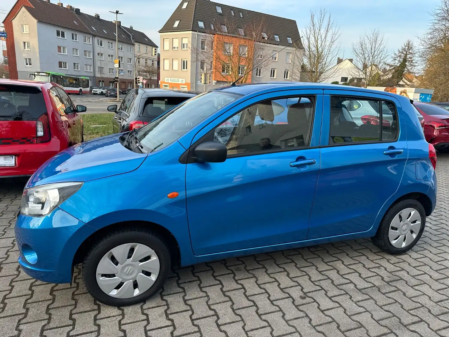 Suzuki Celerio 1.0 Dualjet Club - 2