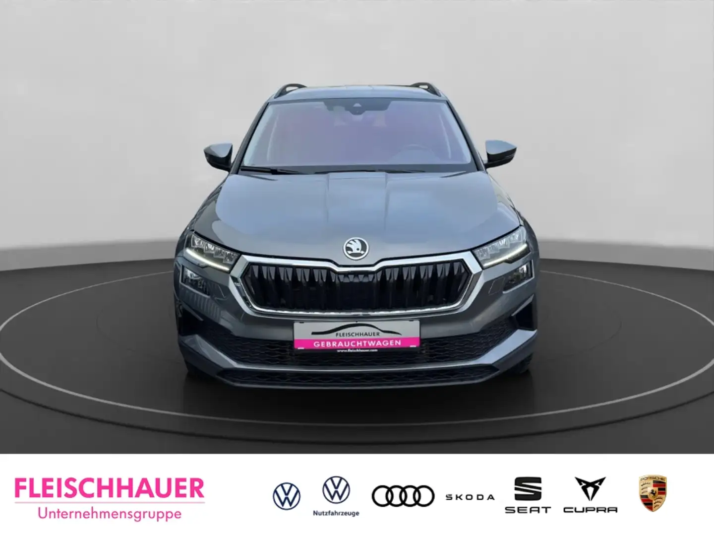 Skoda Karoq Tour 1.5 TSI Navi+LED +ACC+PDC Grau - 2