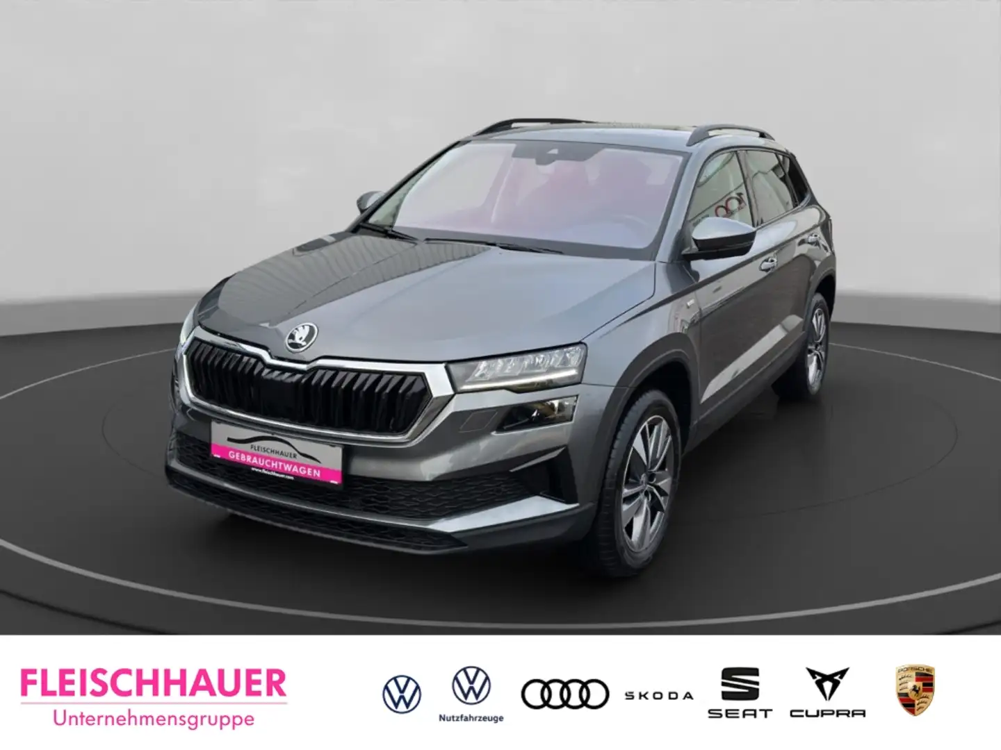 Skoda Karoq Tour 1.5 TSI Navi+LED +ACC+PDC Grau - 1
