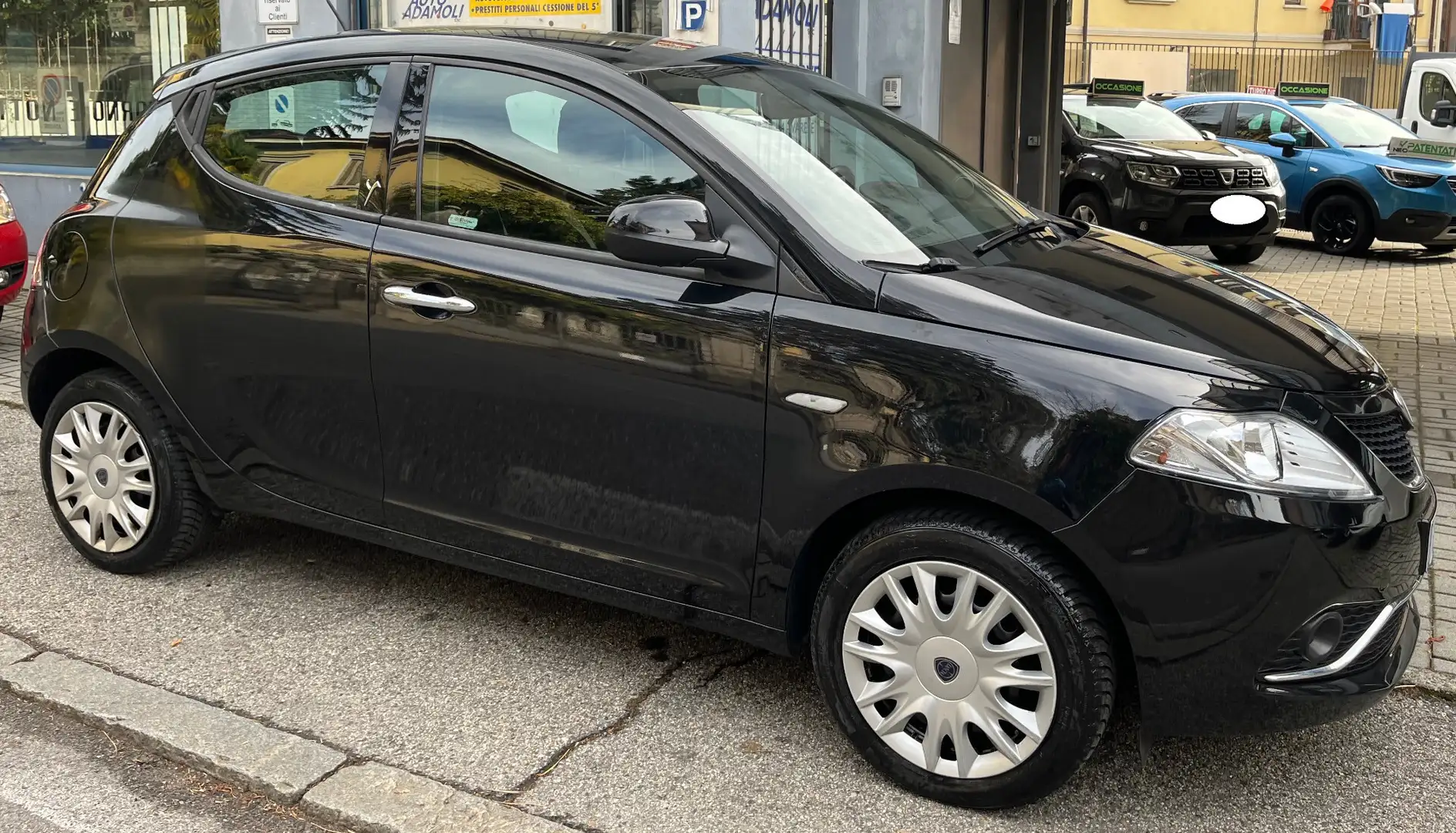 Lancia Ypsilon Ypsilon 1.2 69 CV 5 porte Silver Schwarz - 1