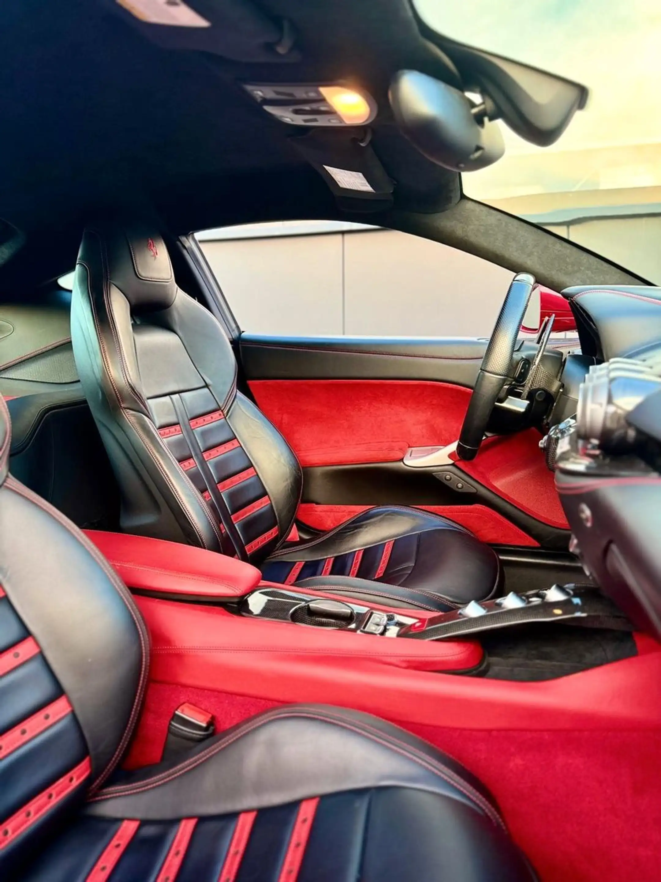 Ferrari F12 Berlinetta*Carbon*Lift*Sonderfarbe*Garantie* — photo 13