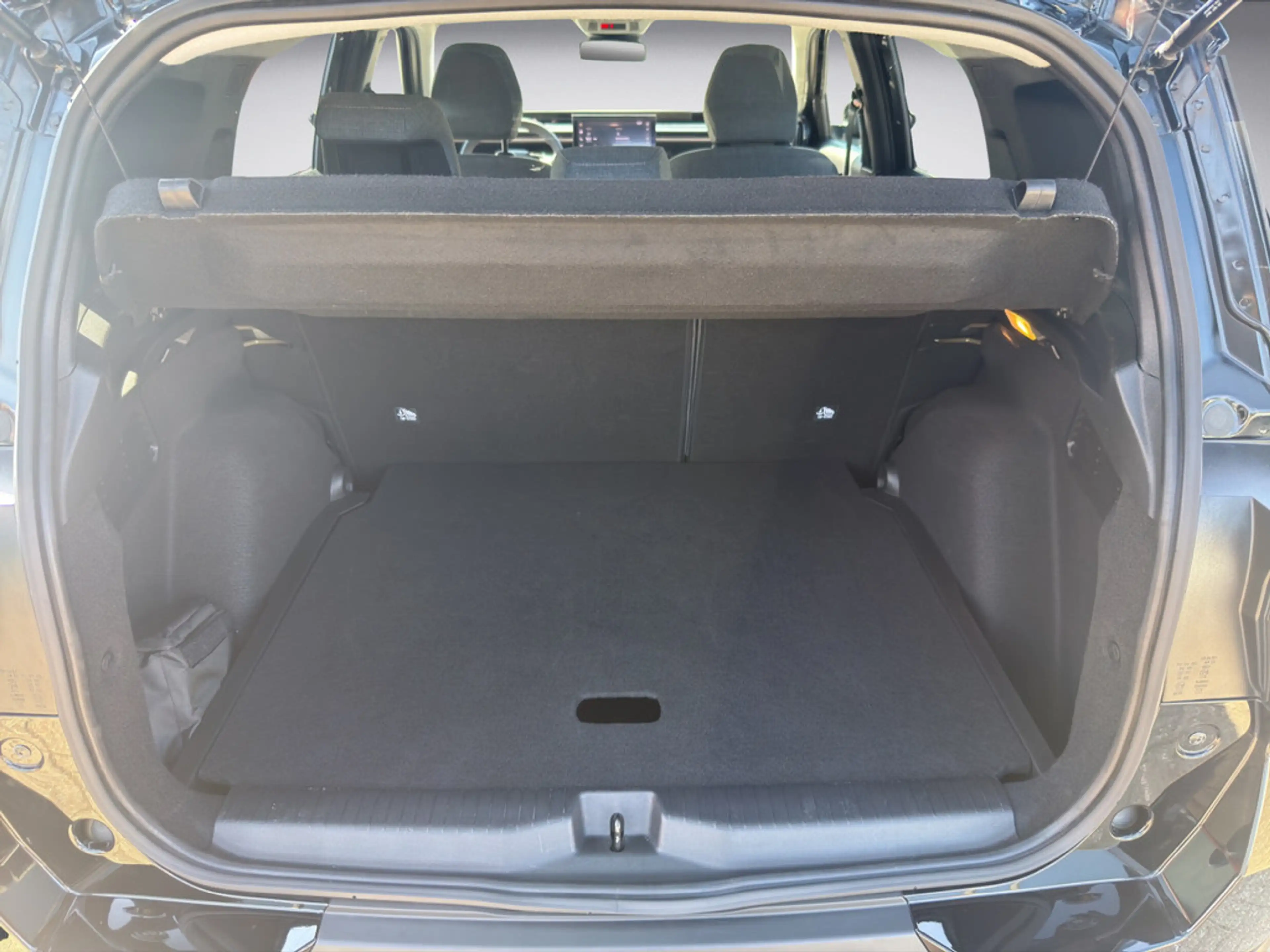 Citroen C3 Aircross Hybrid 145 Automatik PLUS — photo 15