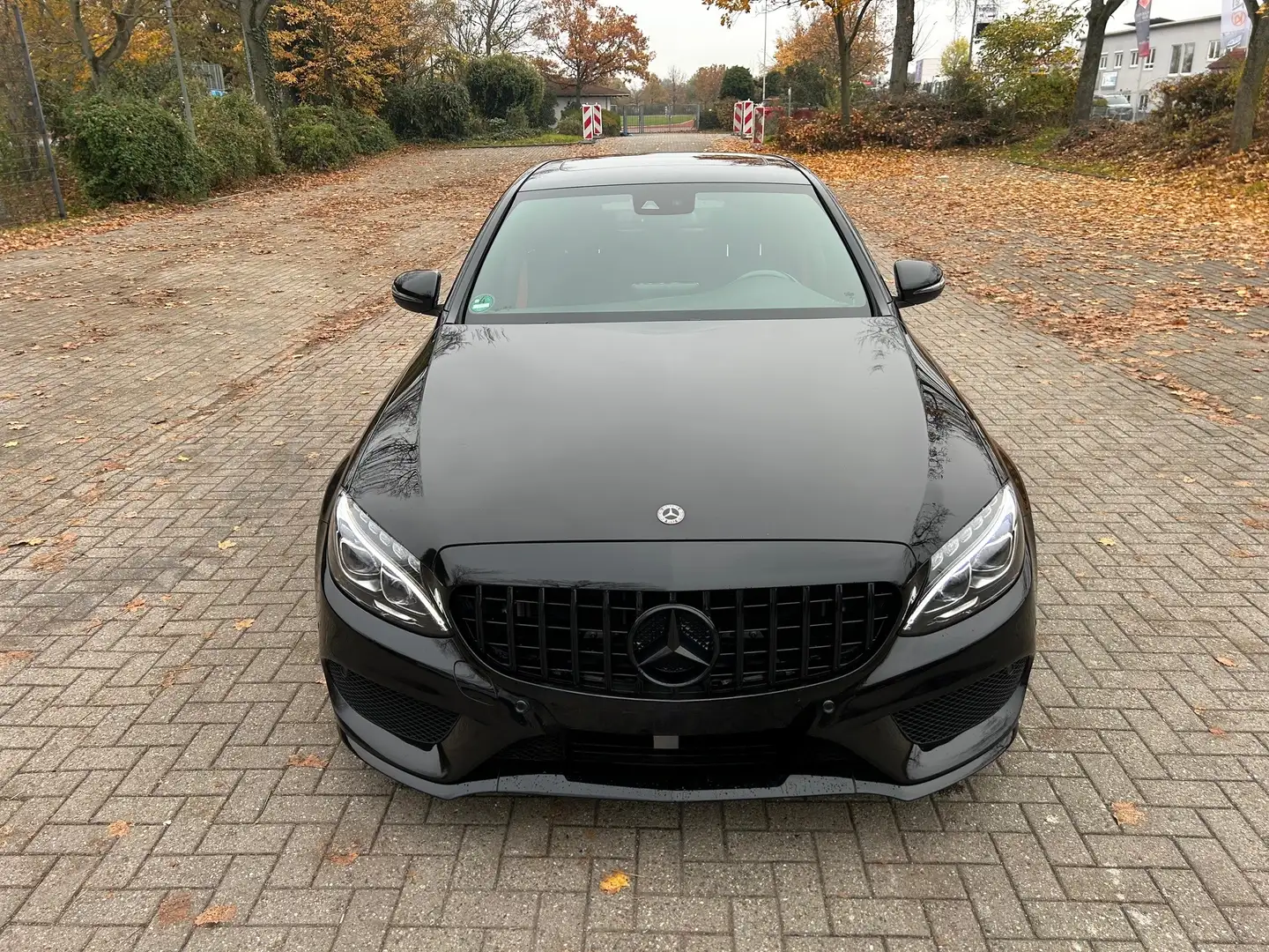 Mercedes-Benz C 450 C 450 / C 43 AMG 4Matic (205.064) Schwarz - 1