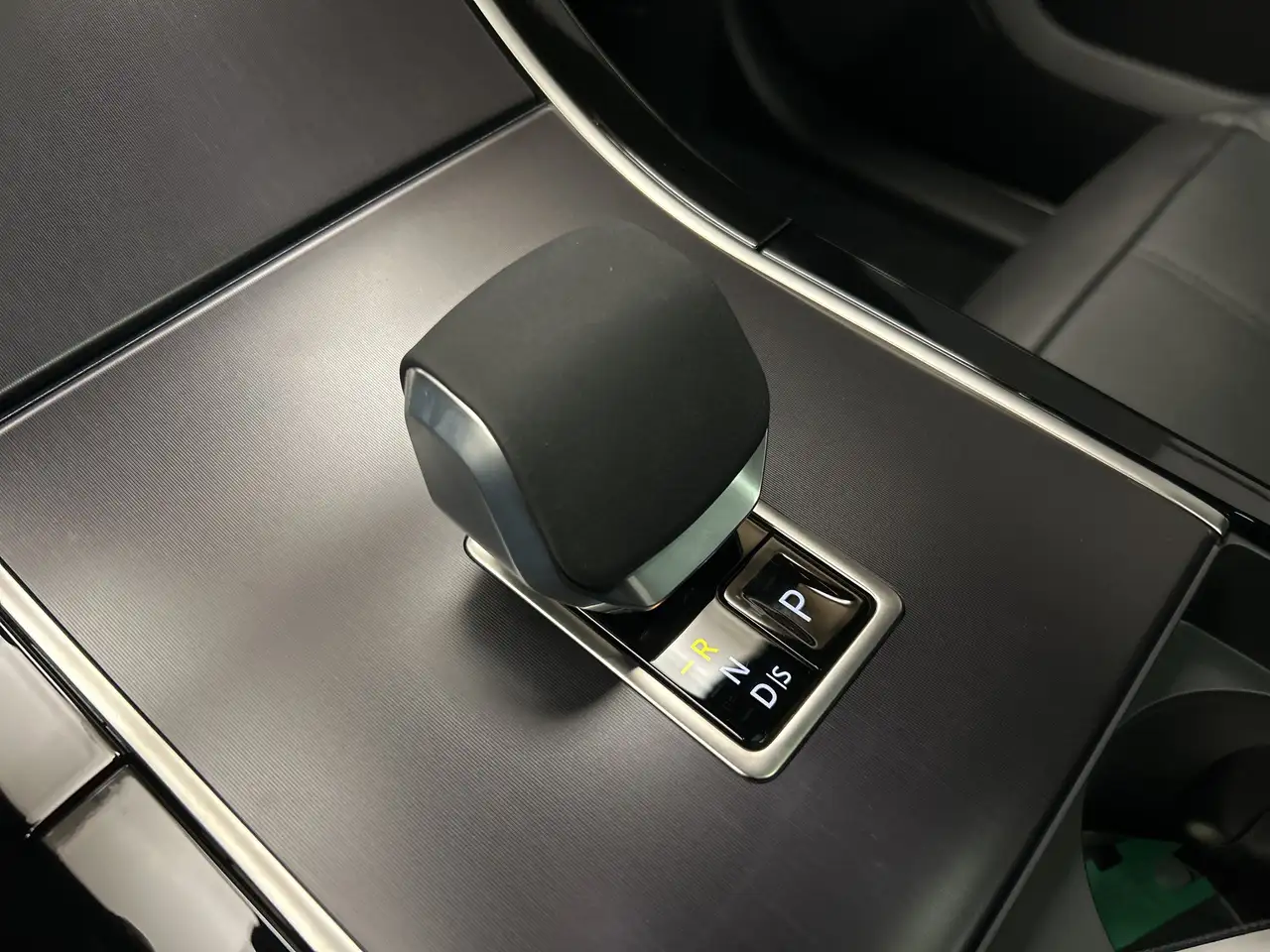 Land Rover Range Rover Velar снимка Land Rover Range Rover Velar