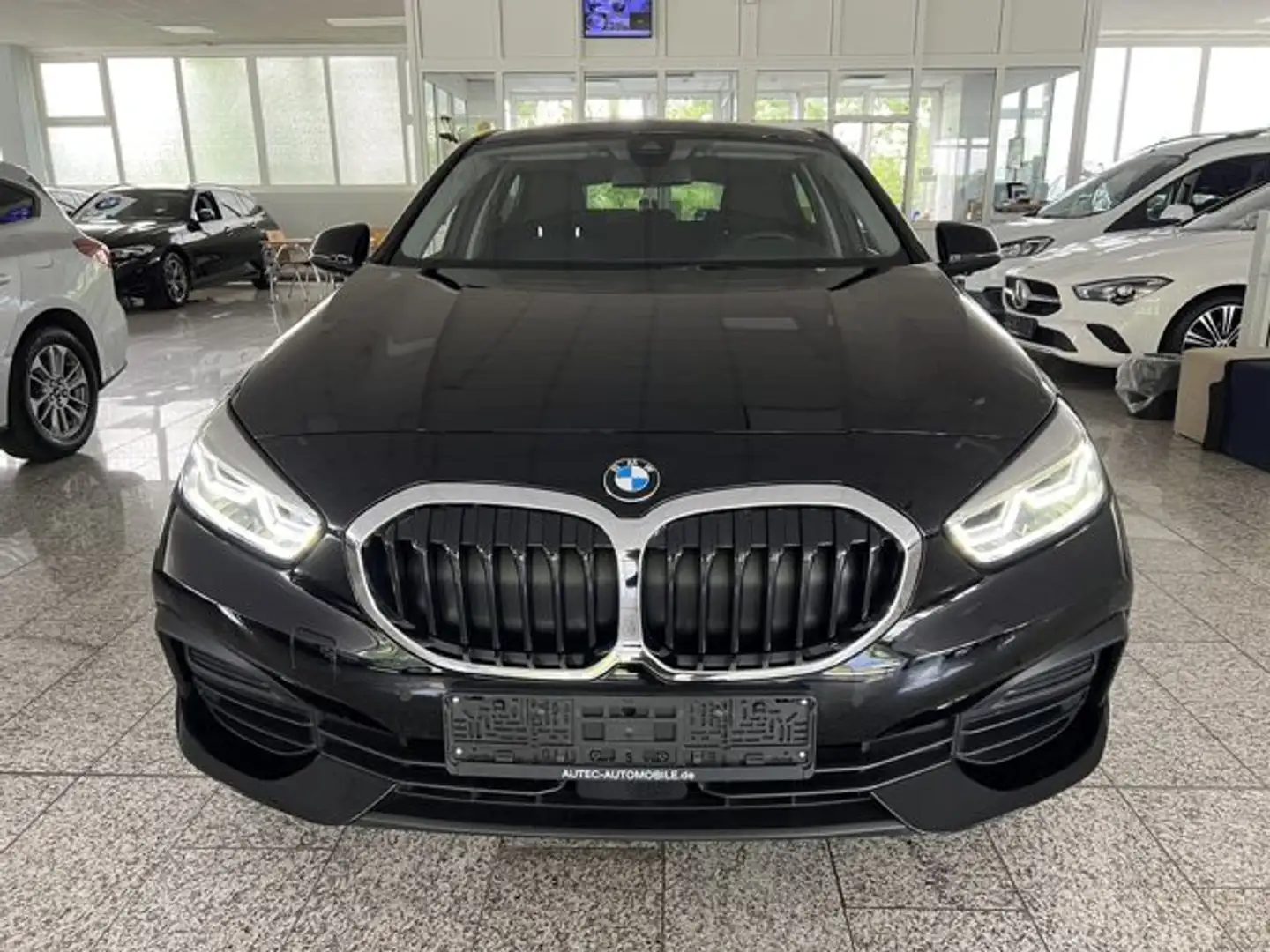 BMW 116 d Advantage 8fach bereift+DAB+SHZ+KAMERA Schwarz - 2