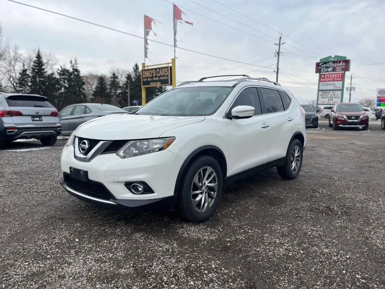 Nissan Rogue снимка Nissan Rogue