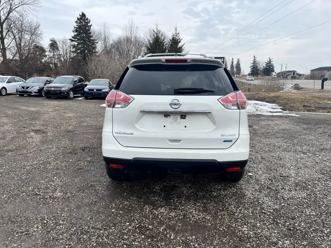 Nissan Rogue снимка Nissan Rogue