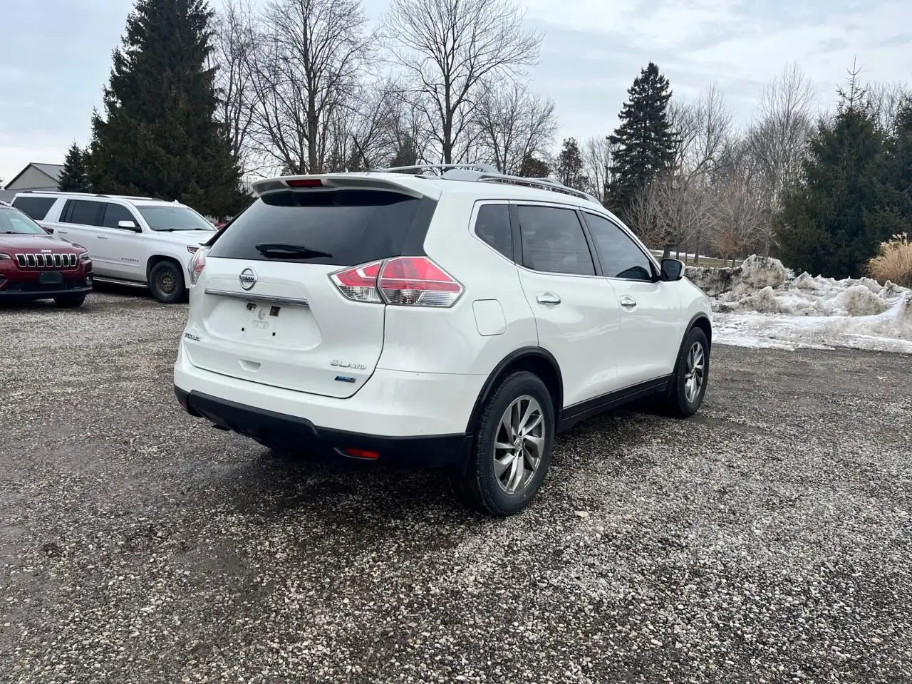 Nissan Rogue снимка Nissan Rogue