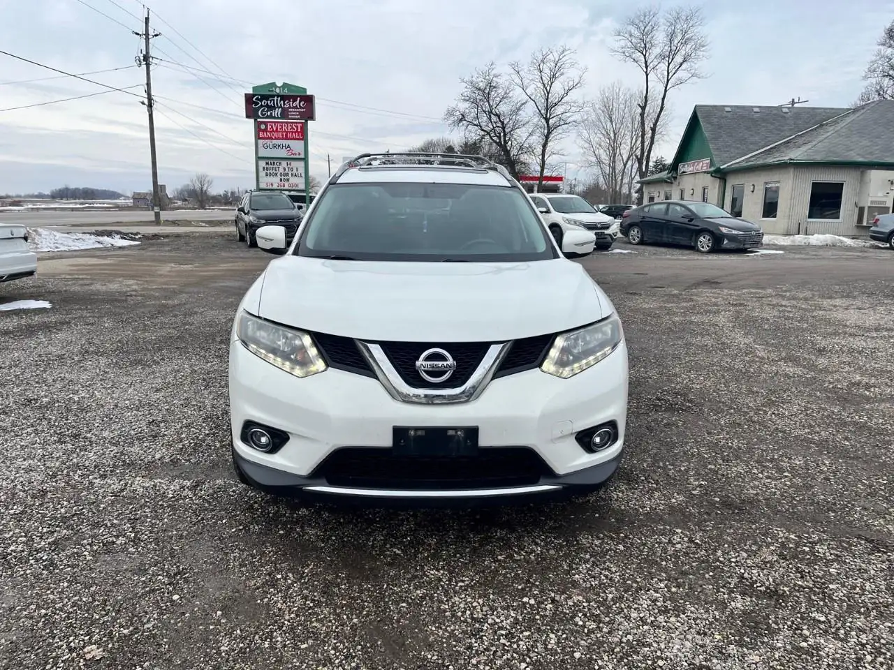 Nissan Rogue снимка Nissan Rogue