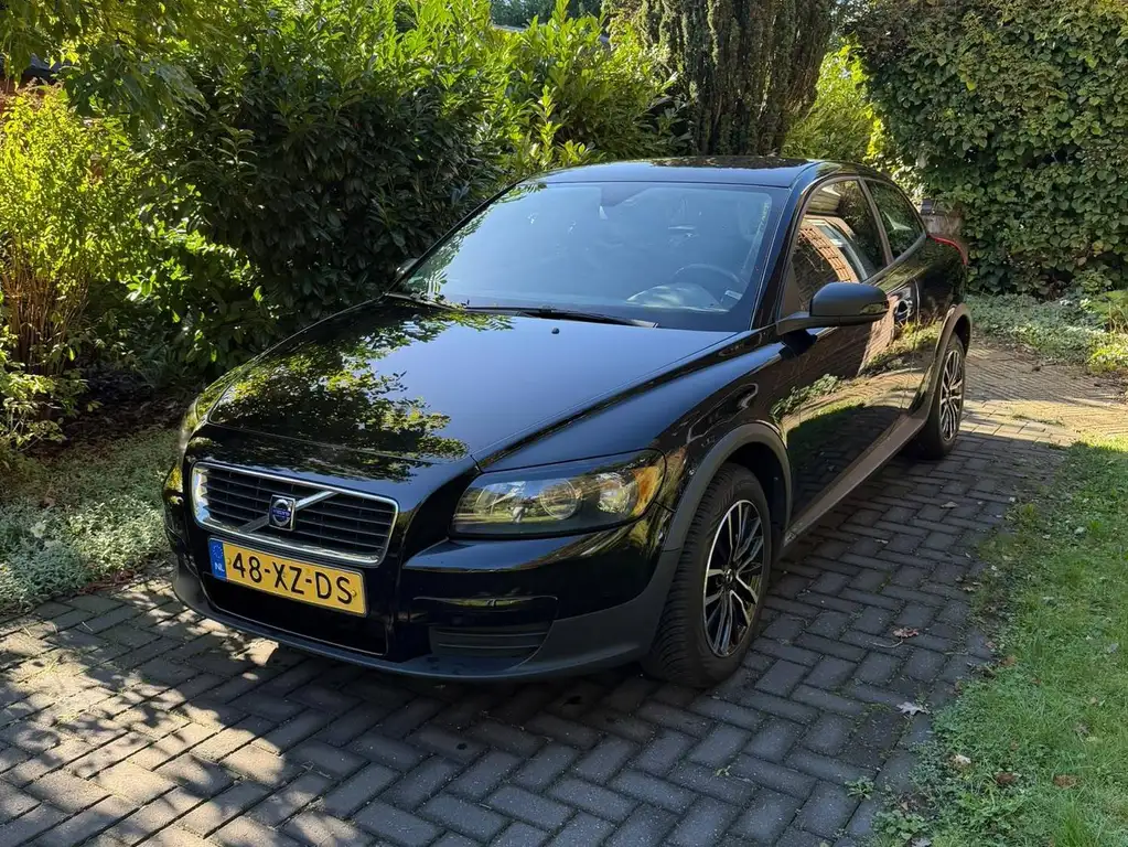 Volvo C30 2007 из Европы — купить под ключ