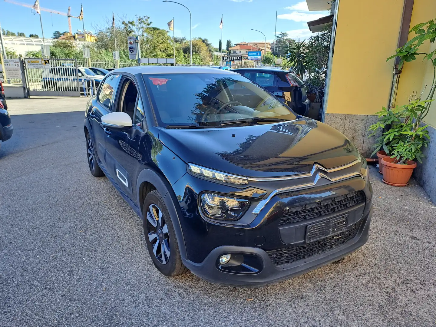 Citroen C3 C3 1.2 puretech Shine Pack s Negro - 2