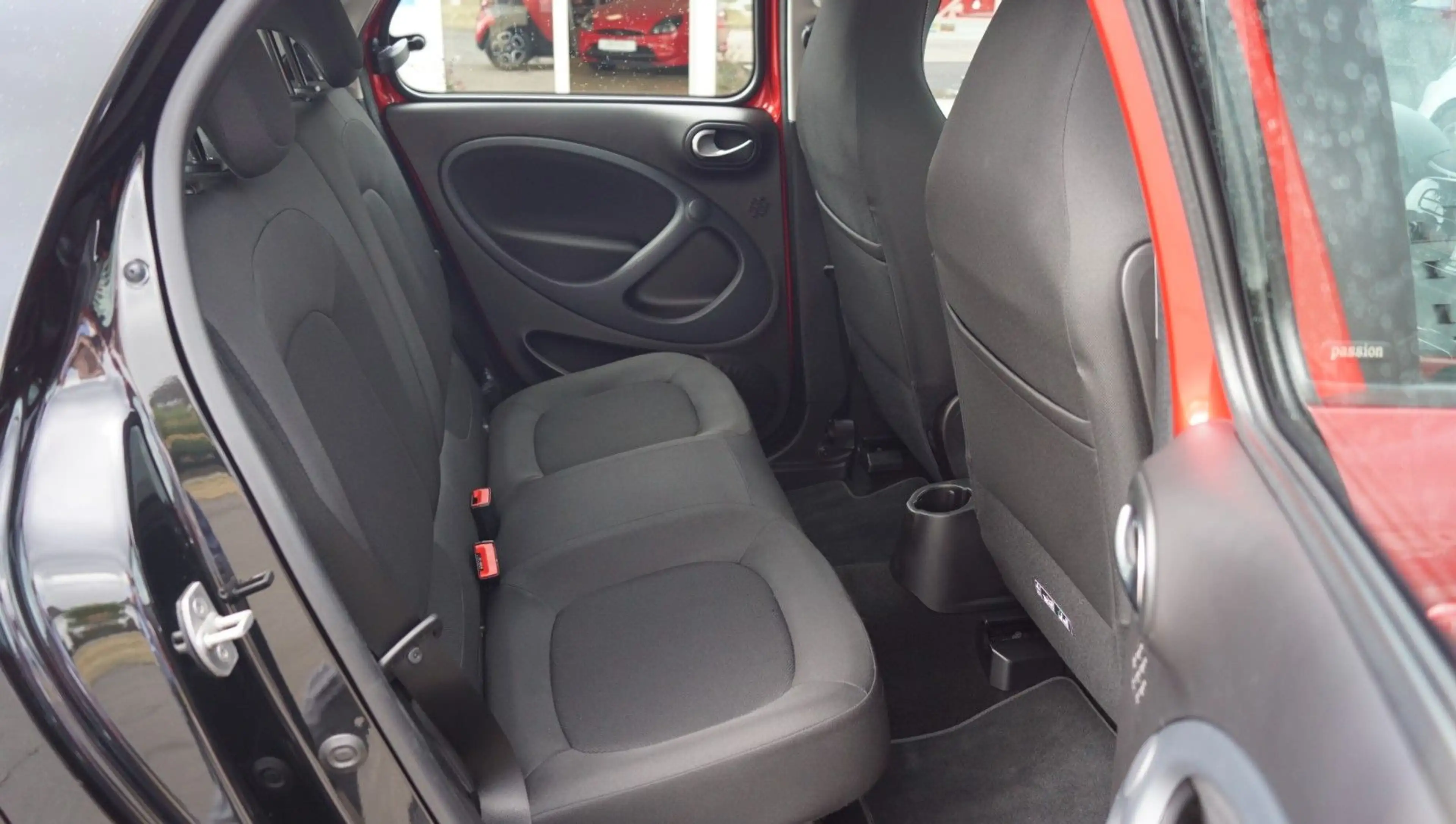 smart forFour 90 PS "PASSION" Pano+SHZ+LED+BT+Temp+PDC — photo 15