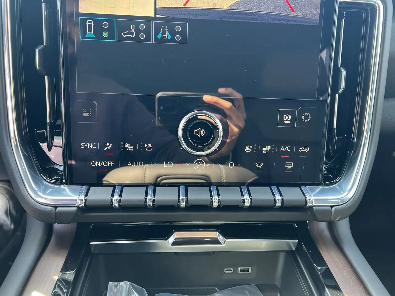 GMC Yukon снимка GMC Yukon