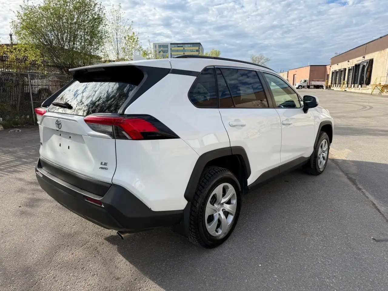 Toyota RAV 4 снимка Toyota RAV 4