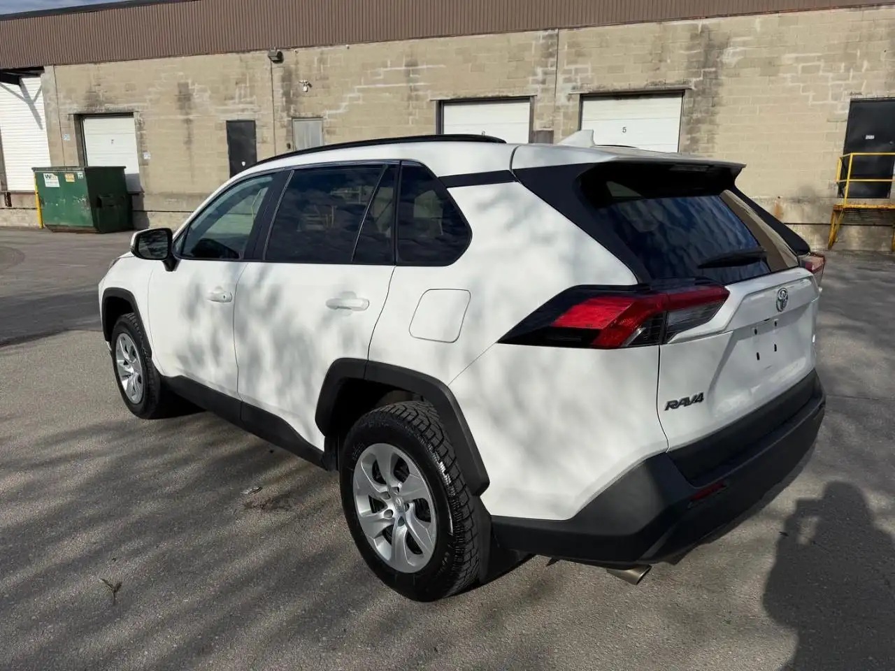 Toyota RAV 4 снимка Toyota RAV 4