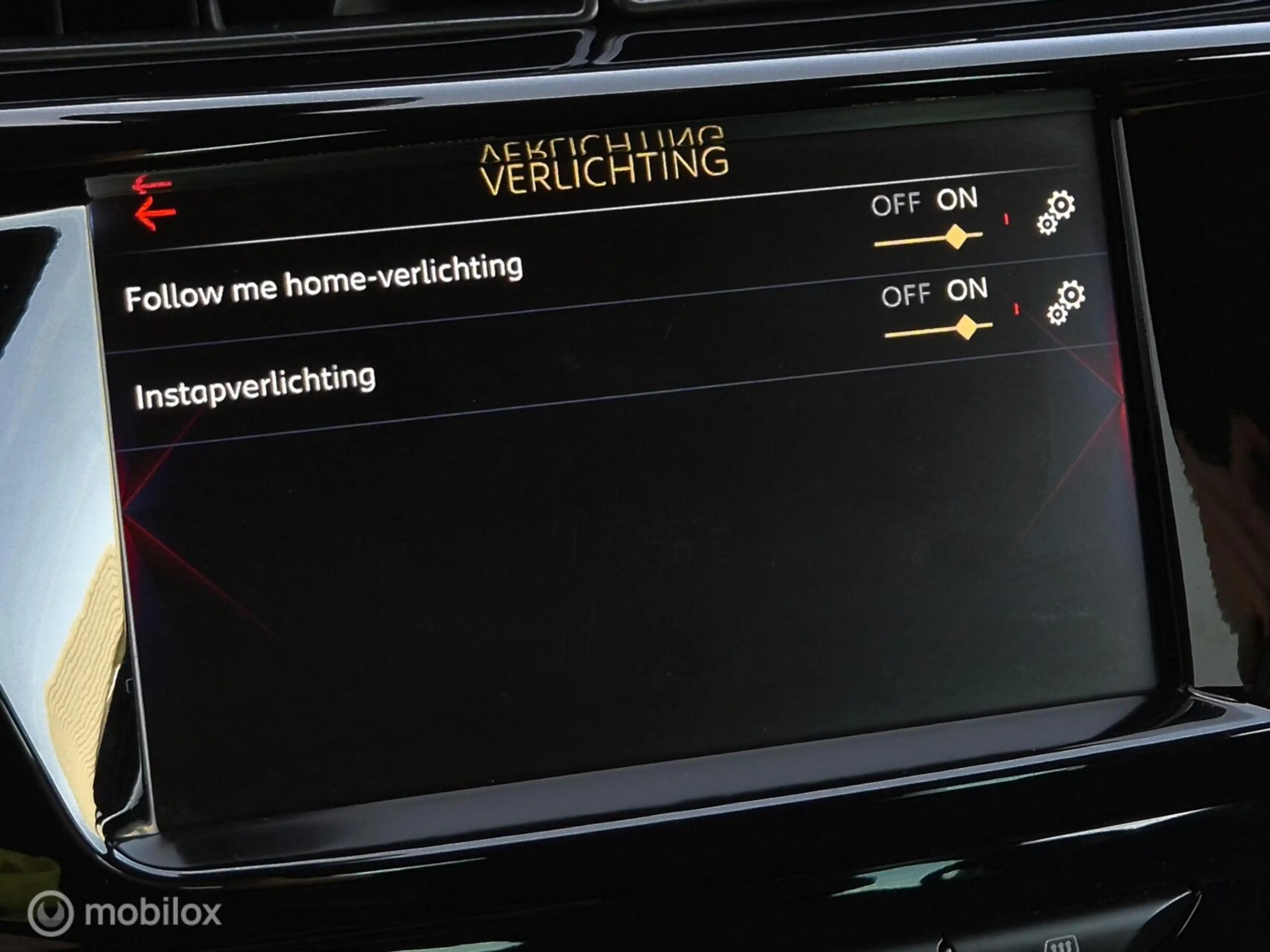 DS Automobiles DS 3 1.2 PURETECH CONNECTED CHIC AUTOMAAT/LED/CAMERA/TR — photo 36