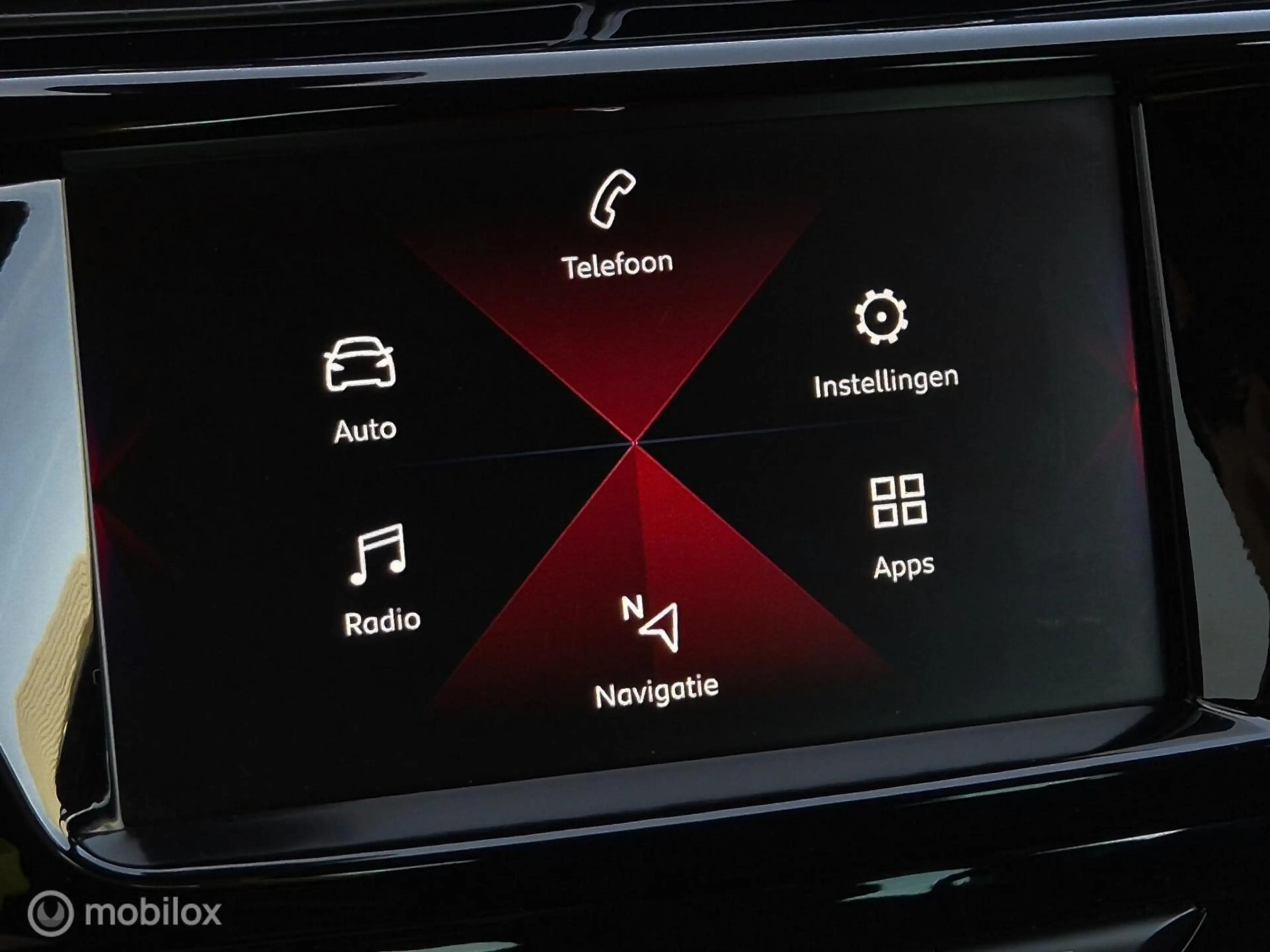 DS Automobiles DS 3 1.2 PURETECH CONNECTED CHIC AUTOMAAT/LED/CAMERA/TR — photo 23