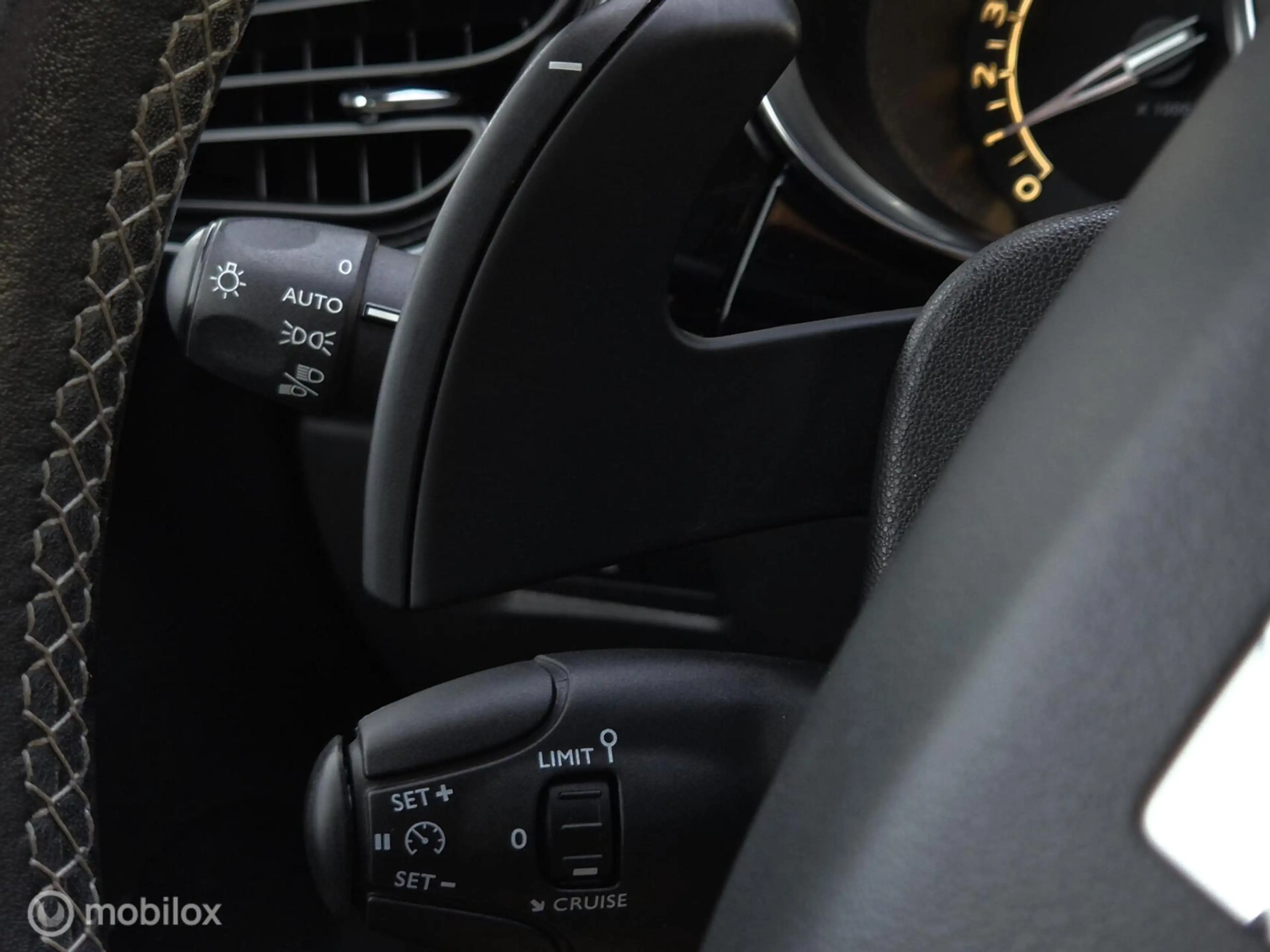 DS Automobiles DS 3 1.2 PURETECH CONNECTED CHIC AUTOMAAT/LED/CAMERA/TR — photo 41