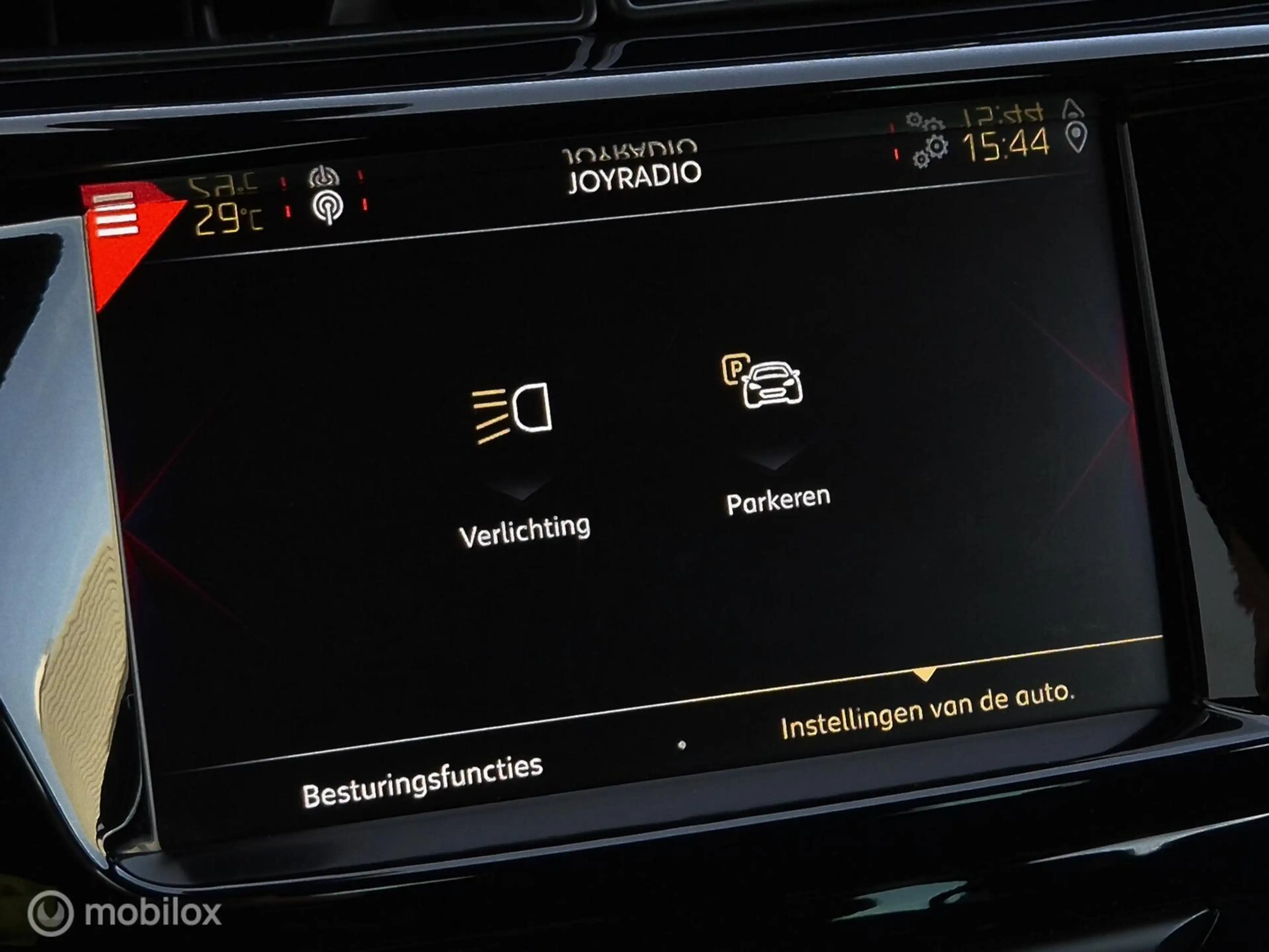 DS Automobiles DS 3 1.2 PURETECH CONNECTED CHIC AUTOMAAT/LED/CAMERA/TR — photo 35
