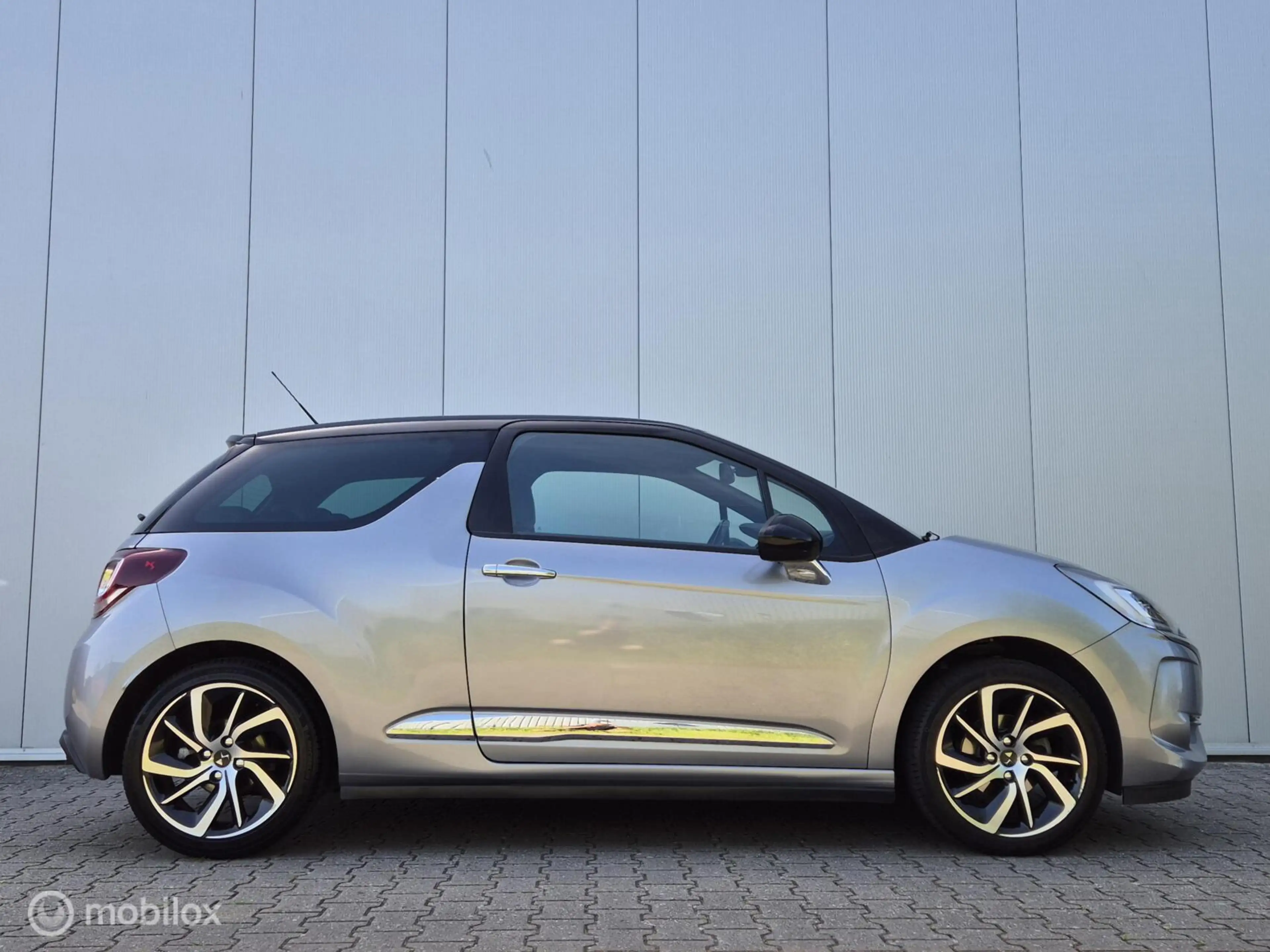 DS Automobiles DS 3 1.2 PURETECH CONNECTED CHIC AUTOMAAT/LED/CAMERA/TR — photo 6