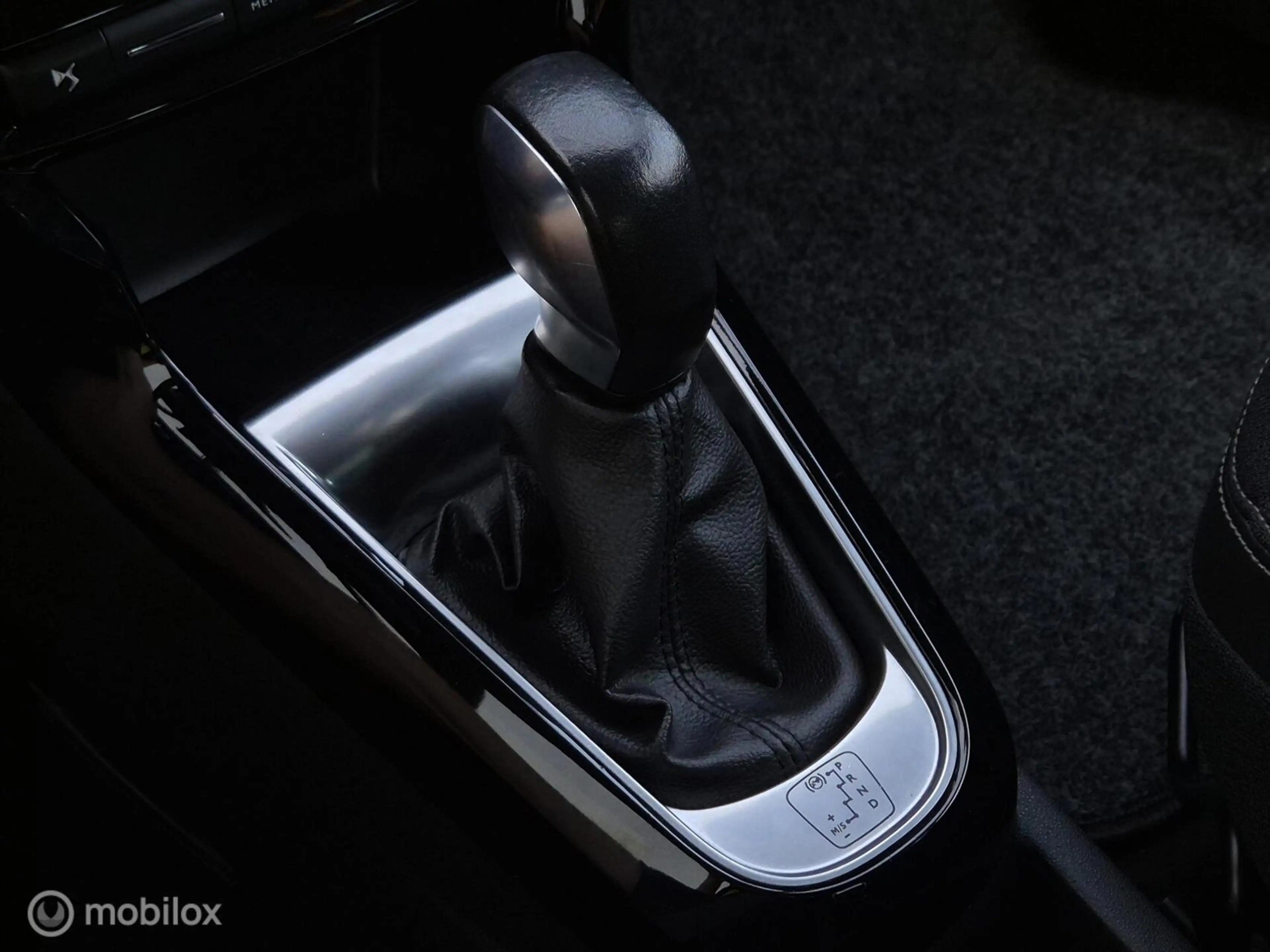 DS Automobiles DS 3 1.2 PURETECH CONNECTED CHIC AUTOMAAT/LED/CAMERA/TR — photo 39