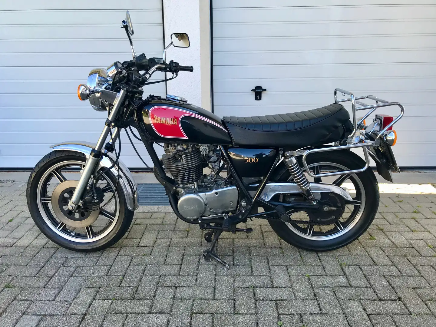 Yamaha SR 500 2J4 Gussfelgen Schwarz - 1
