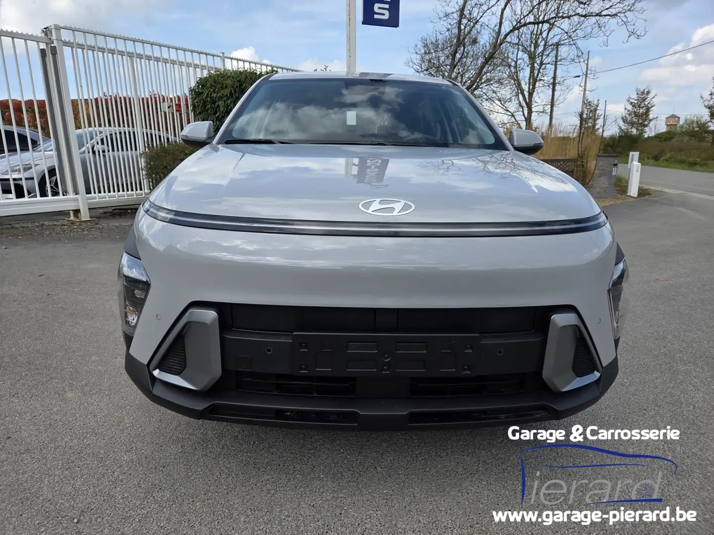 Hyundai KONA HEV 1.6 GDI 6DCT Techno *REPRISE POSSIBLE* Grijs - 2