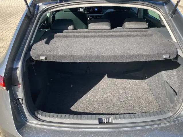 Skoda Scala view 13