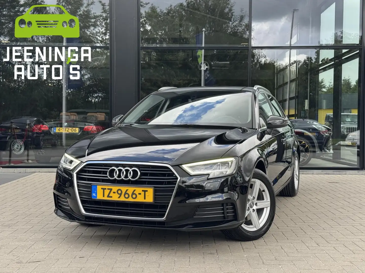 Audi A3 Sportback 30 TFSI Pro Line | Navi | Automaat | Cli Noir - 1