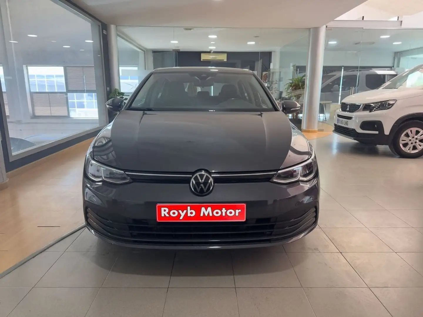 Volkswagen Golf 1.0 TSI 81kW Burdeos - 2