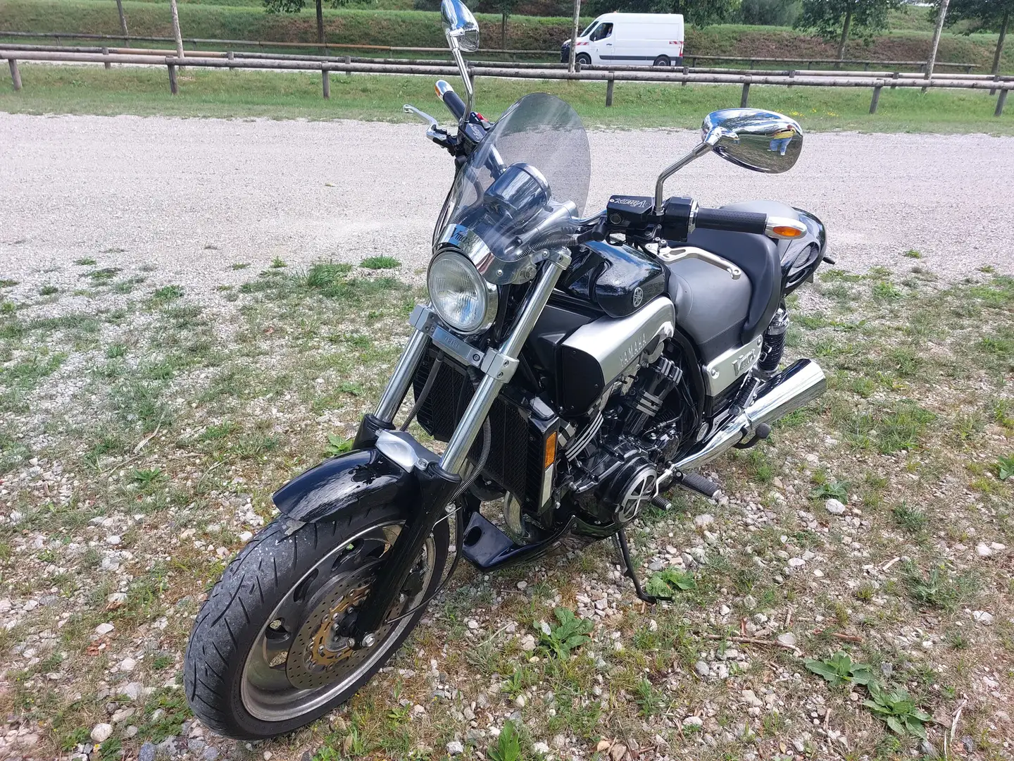 Yamaha Vmax Noir - 2