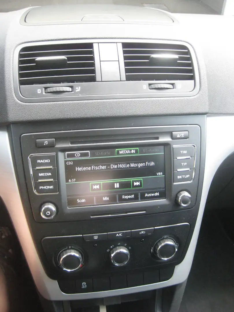 Skoda Yeti Yeti Ambition 1,2 TSI Ambition - 1