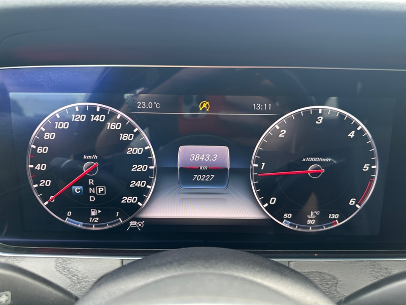Mercedes-Benz E 220 T-Modell E220d Avantgarde *Pano*AHK* — photo 14