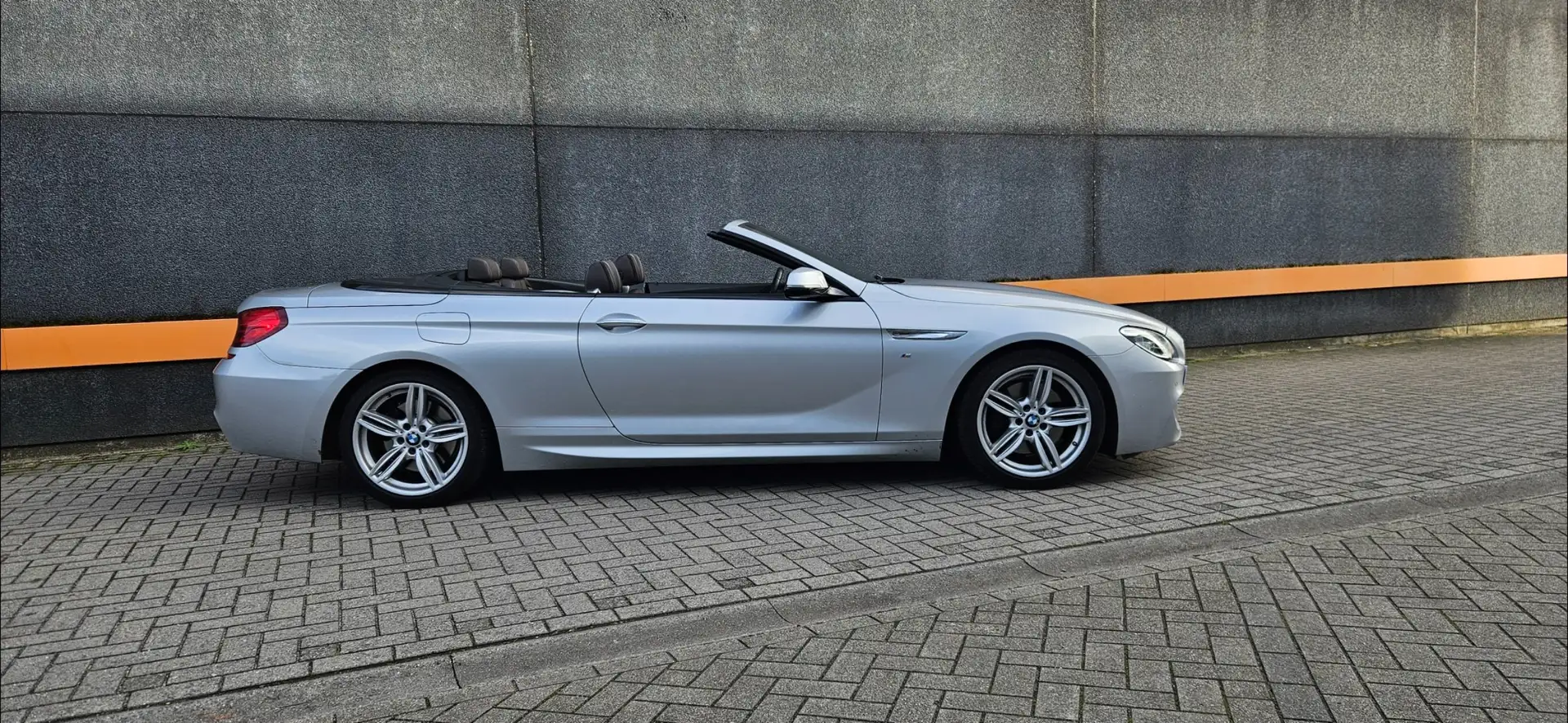 BMW 640 DCABRIO/INDIVIDUAL M PACK/HUD/KEYLES/SOFTCLOSE/LED Silver - 2