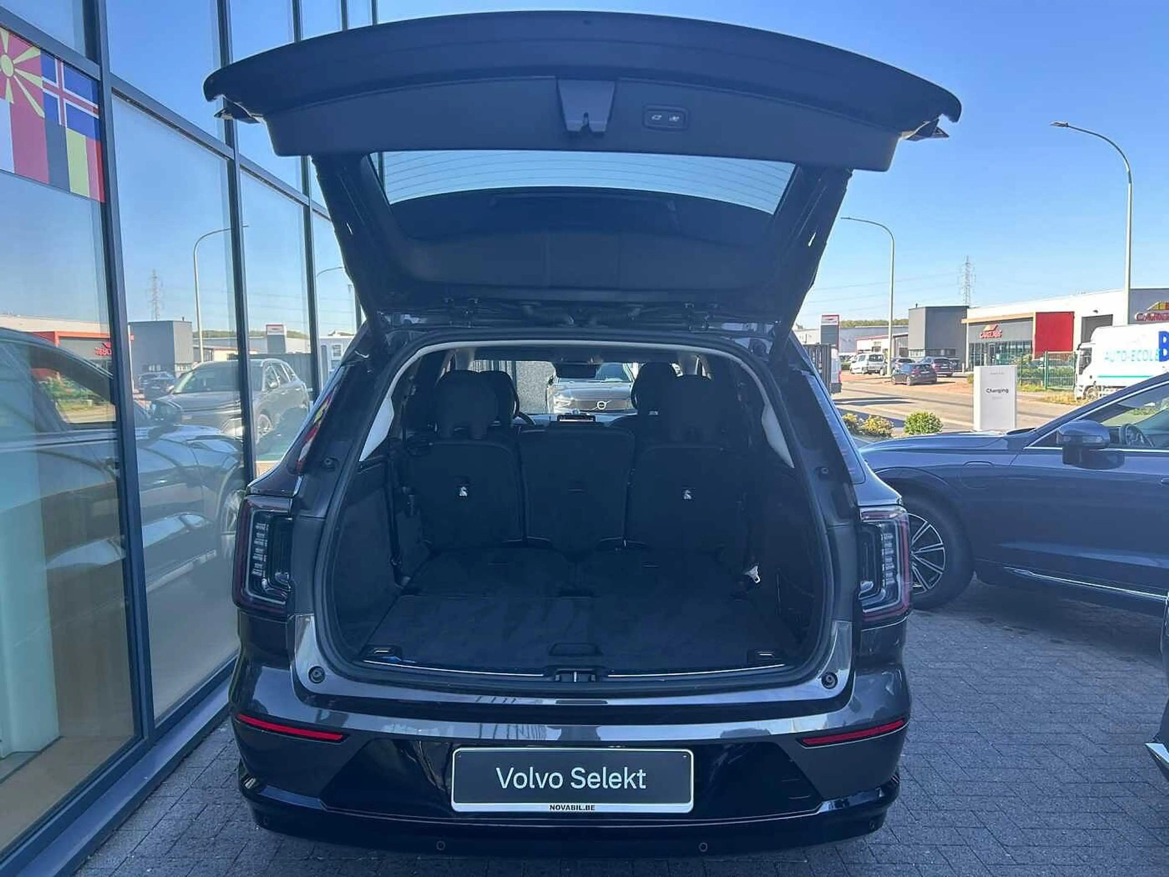 Volvo EX90 Ultra, Twin Motor Performance, Électrique, 7 place — photo 6