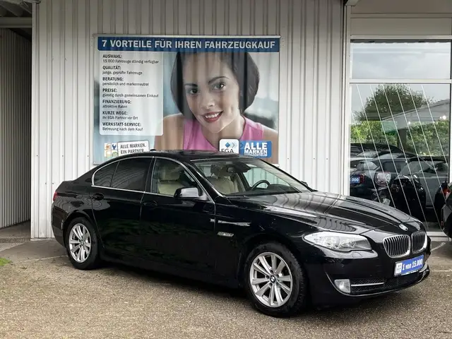 BMW 535 iA KLIMA LEDER XENON SHZ SPOSI NAVI AHK PDC HEA