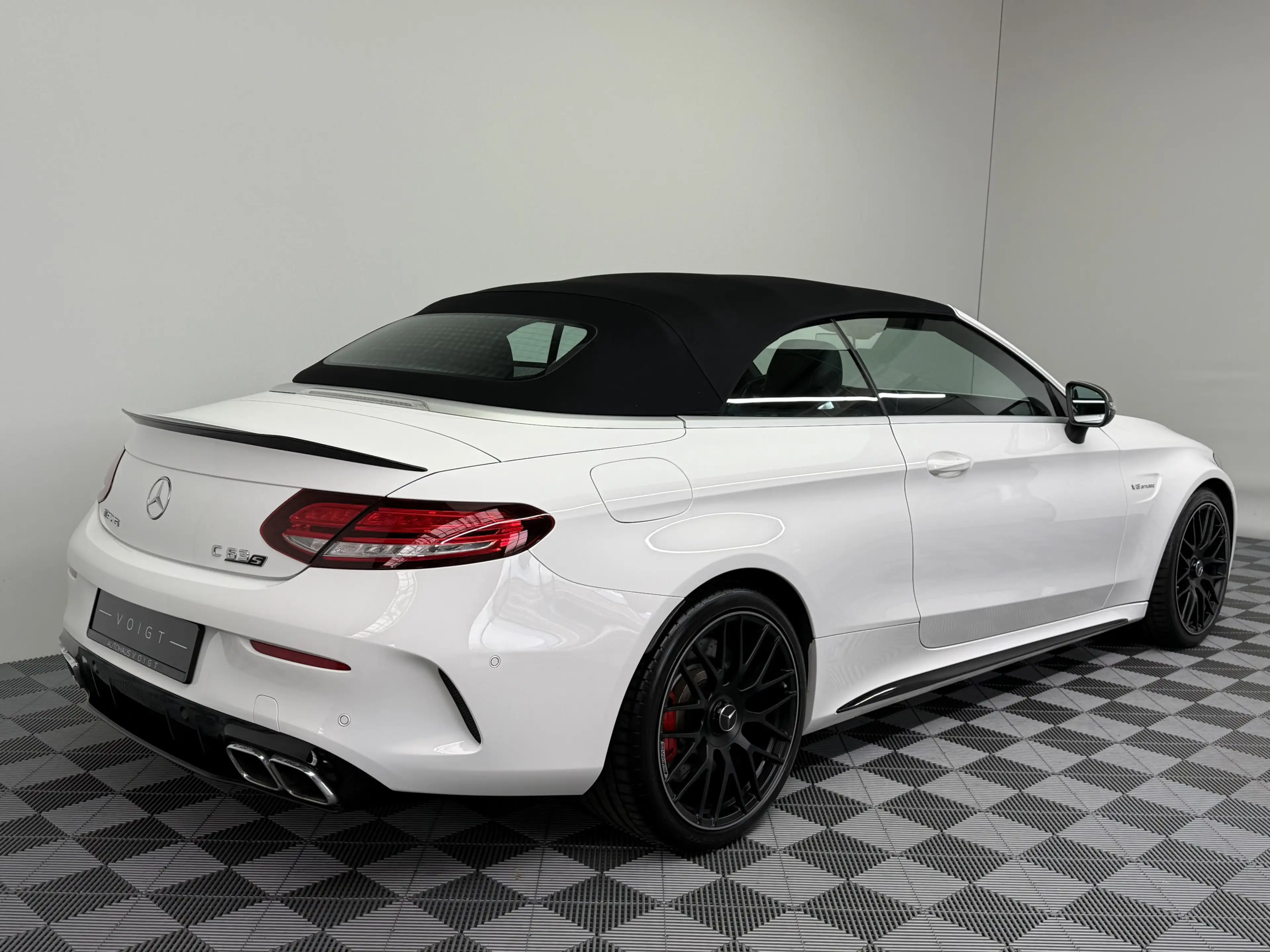 Mercedes-Benz C 63 AMG |Performance-AGA|Virtual|360°|Burmester| — photo 12