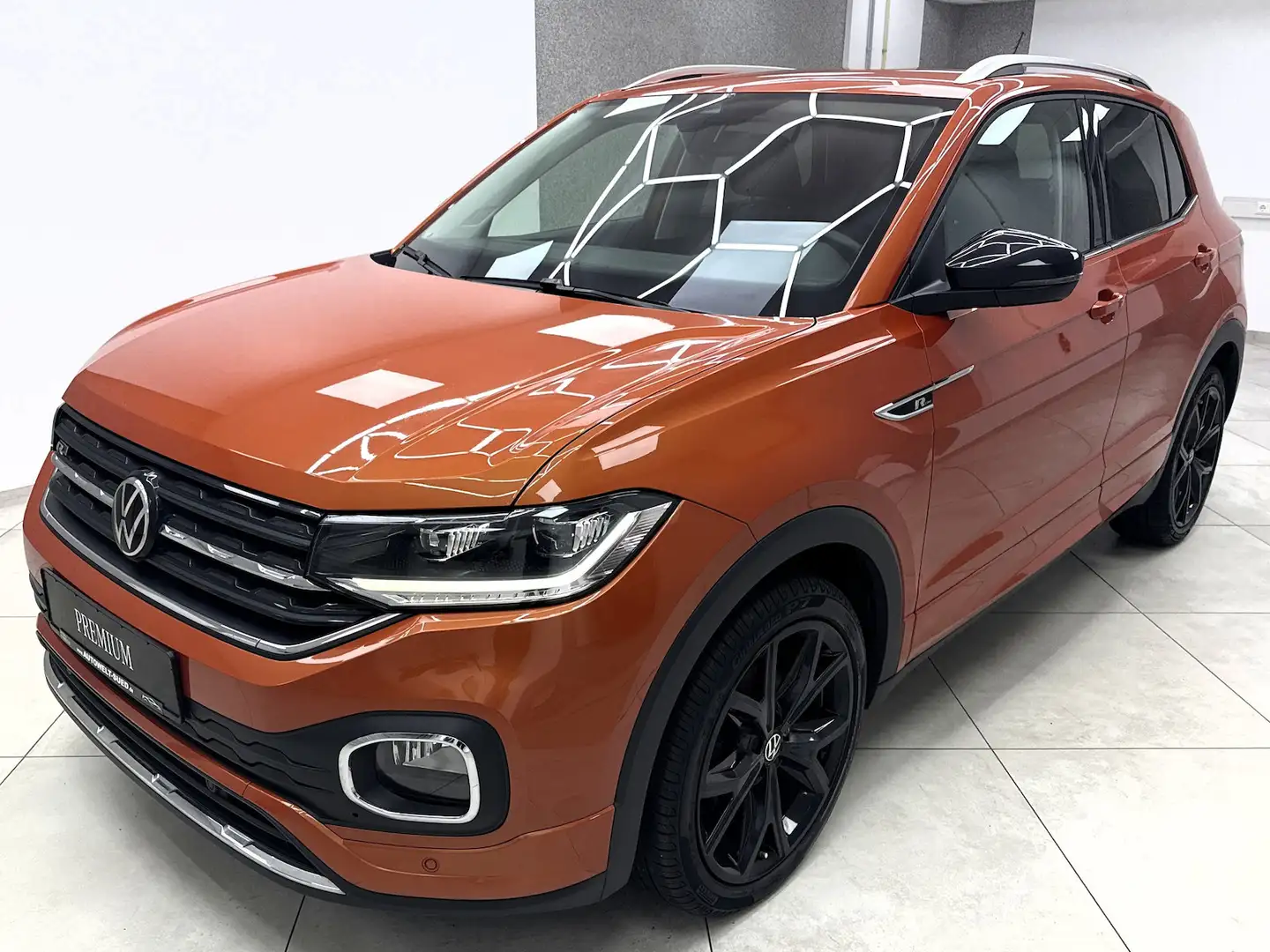 Volkswagen T-Cross 1.0 TSI Style R Line Sportpaket Design IQ Rcam Orange - 2