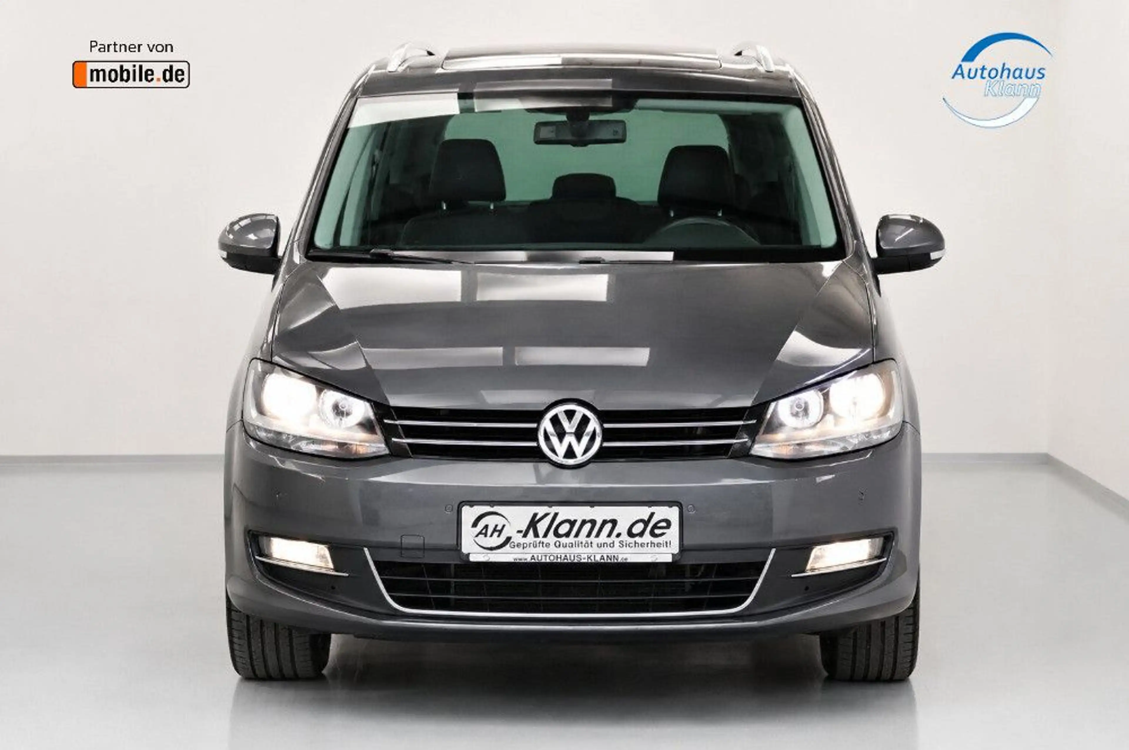 Volkswagen Sharan 2.0TDI 170PS DSG Highline Pano AHK 7Sitz — photo 2