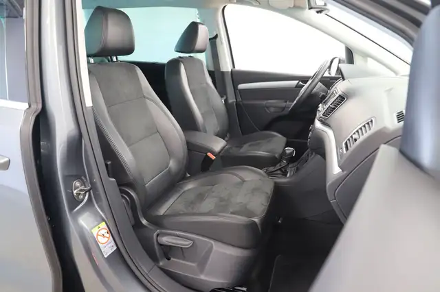 Volkswagen Sharan view 10