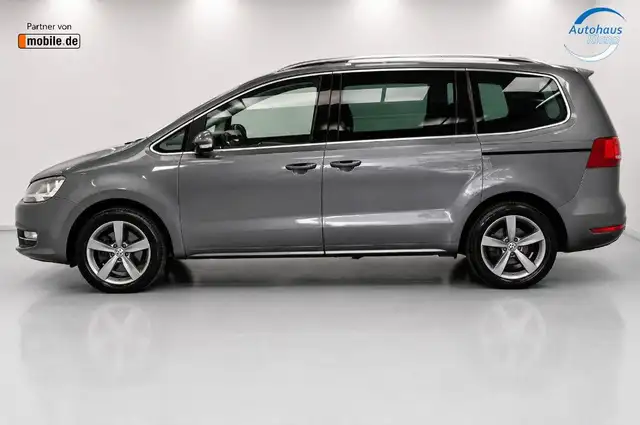 Volkswagen Sharan view 4