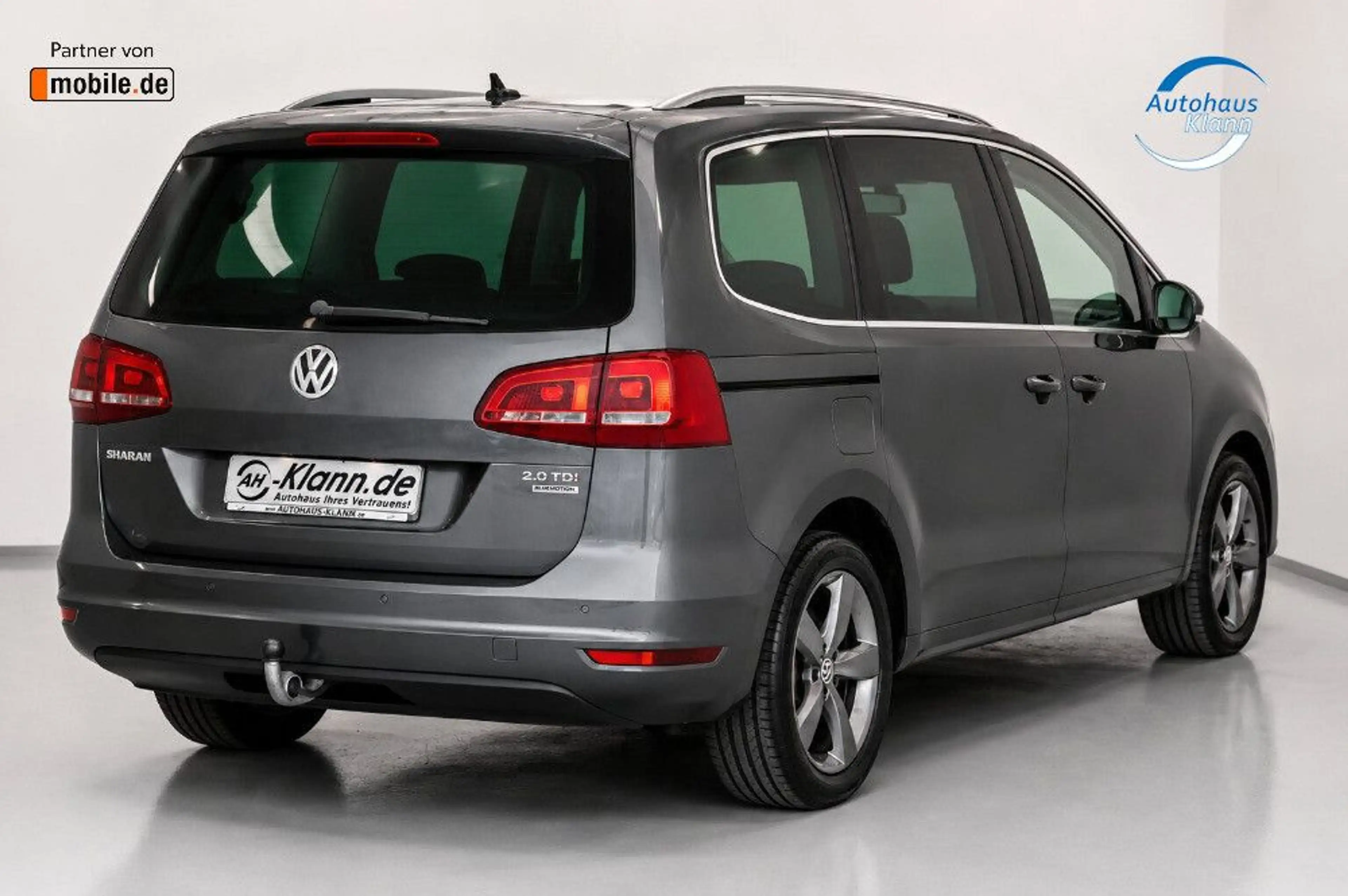 Volkswagen Sharan 2.0TDI 170PS DSG Highline Pano AHK 7Sitz — photo 6