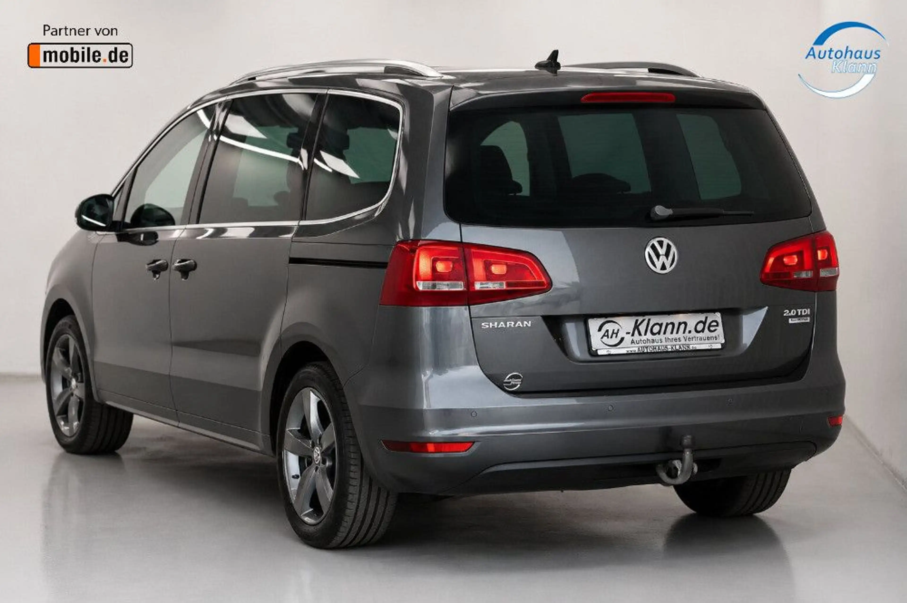 Volkswagen Sharan 2.0TDI 170PS DSG Highline Pano AHK 7Sitz — photo 8