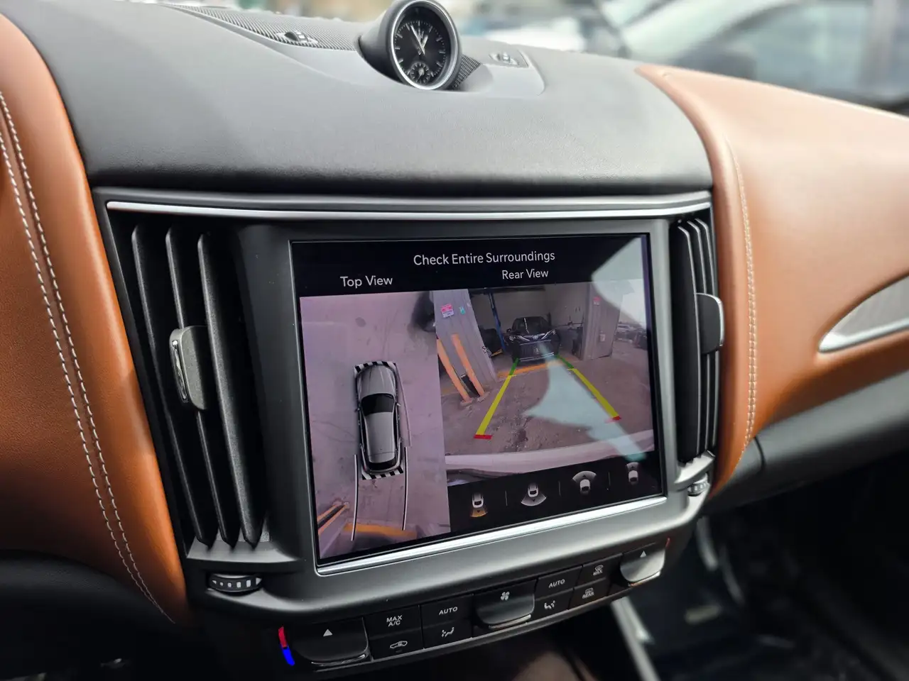 Maserati Levante снимка Maserati Levante