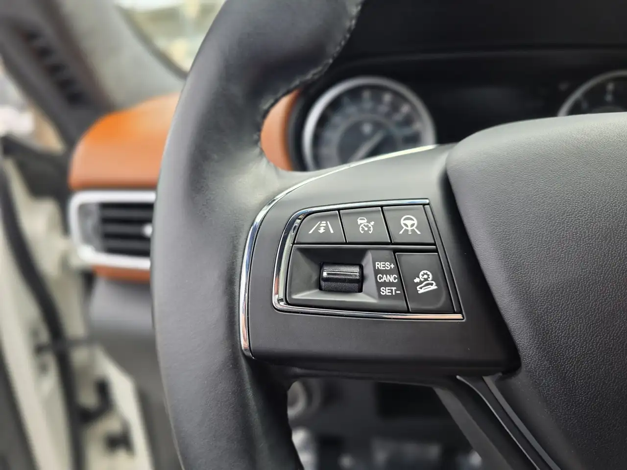 Maserati Levante снимка Maserati Levante