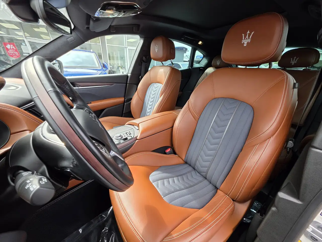Maserati Levante снимка Maserati Levante