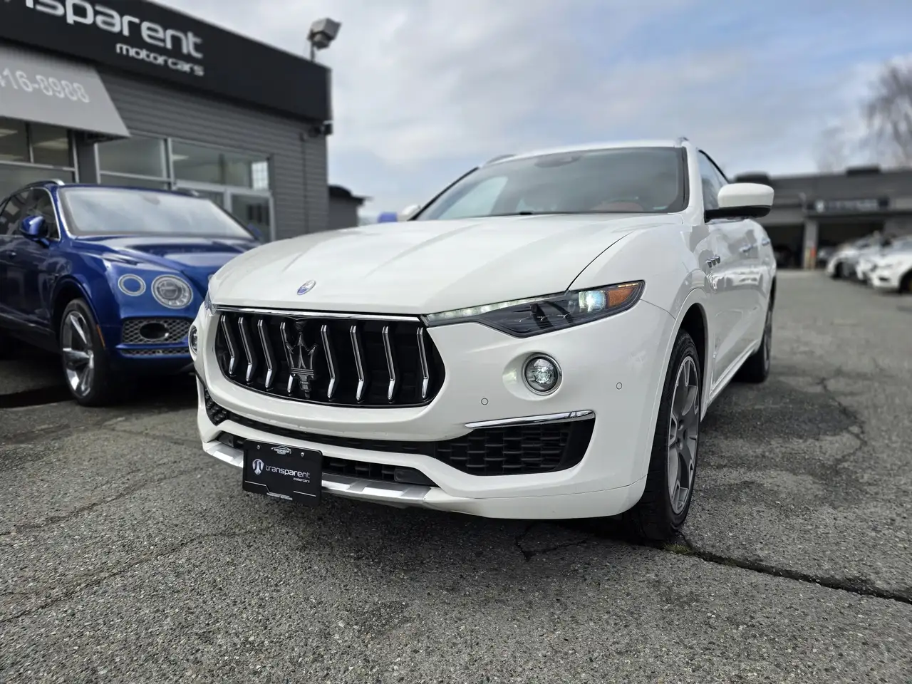 Maserati Levante снимка Maserati Levante