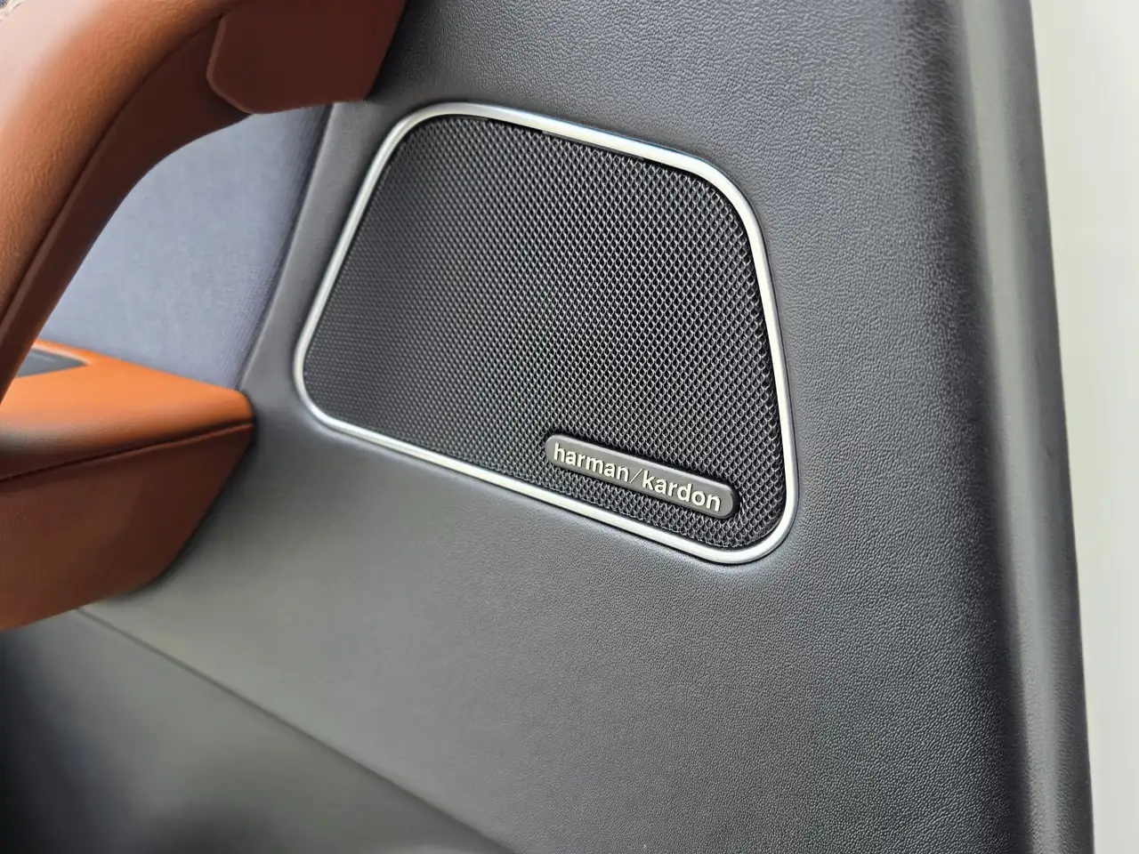 Maserati Levante снимка Maserati Levante