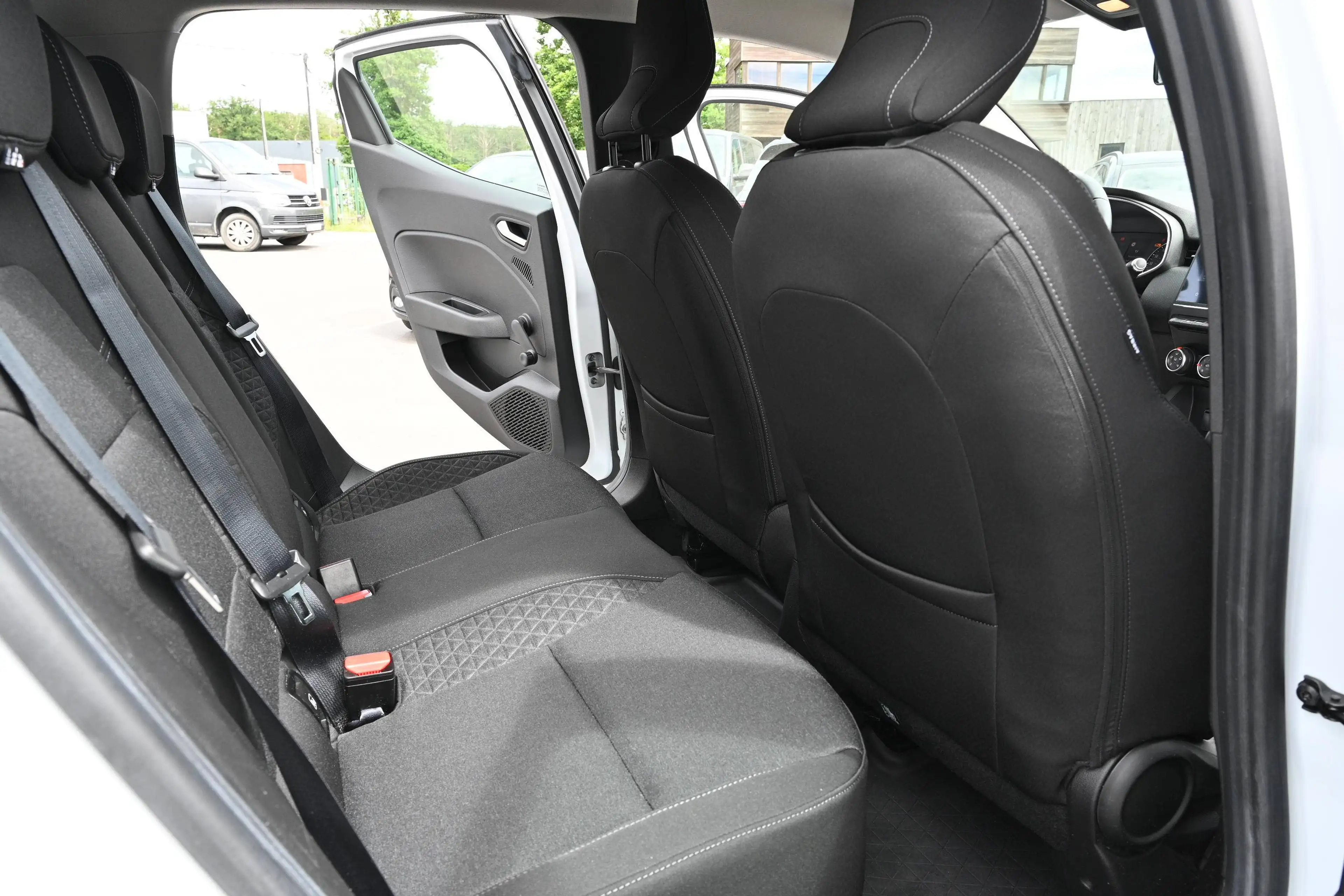 Renault Clio Clio 1.0 TCe 100 Ch Corporate Edition — photo 10
