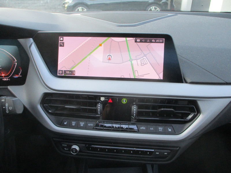 BMW 116 d NAVI PANORAMA HEAD SPURH TEMP SITZH LED PDC — photo 9